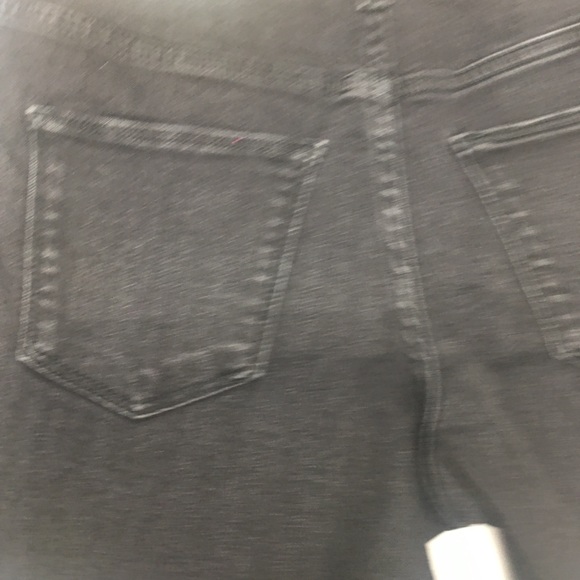 Universal Thread Womens  Black Denim  Midi  Shorts - Picture 12 of 14